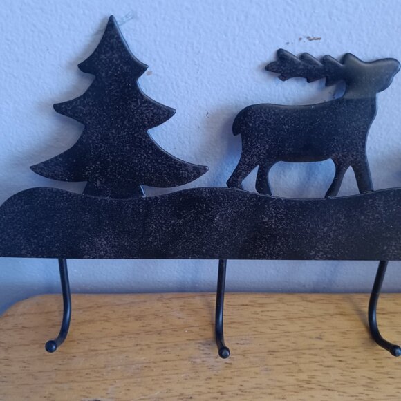 Woodland Metal Elk Wall Hook Home Rustic Cabin Decor 4 hooks Pine Trees 10"x4" - Picture 2 of 4